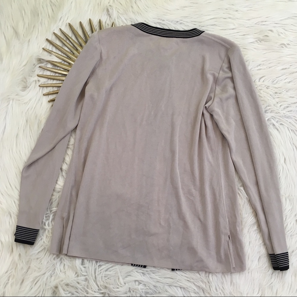 🖤SOLD🖤Exclusively Misook Beige Crewneck Cardigan - Picture 7 of 7